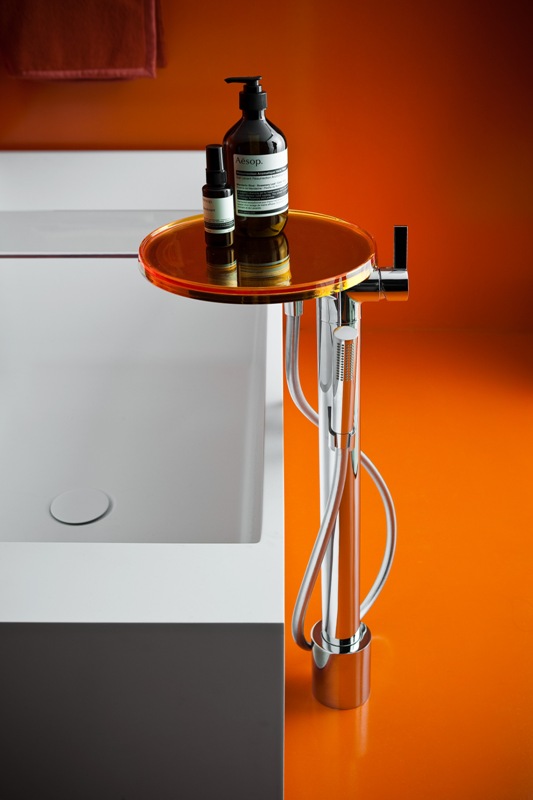 Unikátní spojení tradičních materiálů: Kartell by Laufen